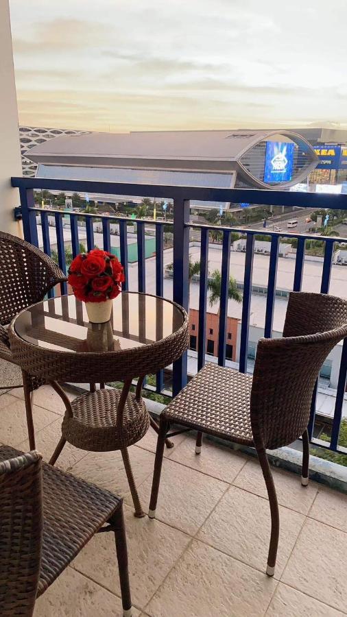 מנילה Madison'S Place At Sea Moa מראה חיצוני תמונה